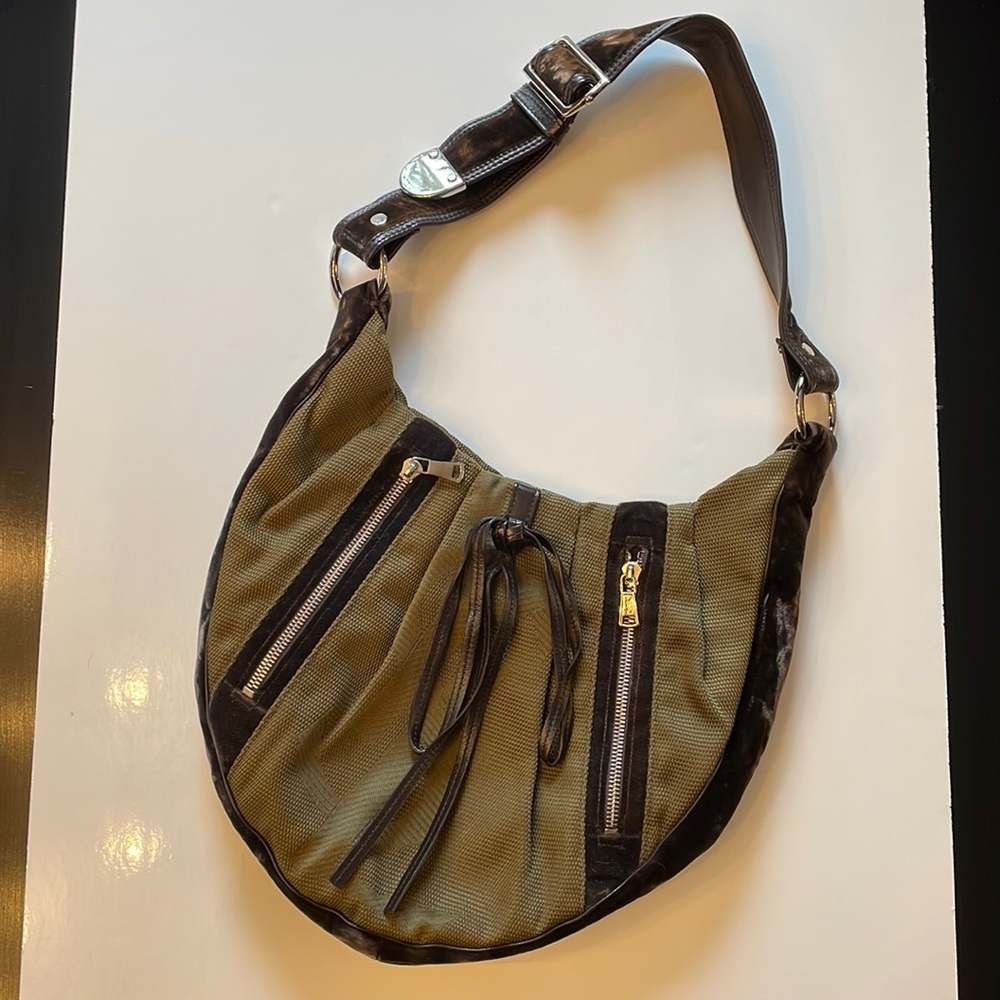 Yves Saint Laurent Hobo Bag